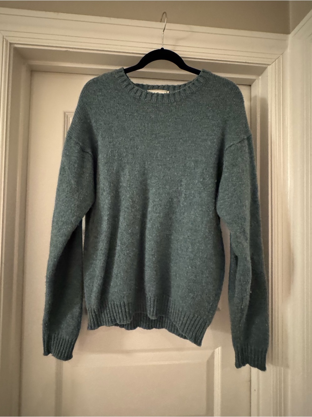 L.L. Bean Men's Crewneck Sweater in Teal